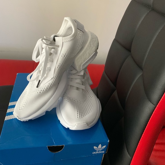 Shoes - Picture 2 of 3